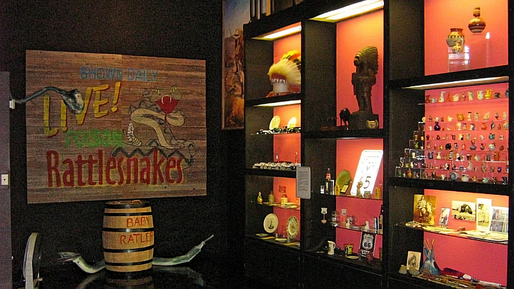Click to Enlarge-Esc to Close EventPhotos/Route66/Route 66-3682d1 Clinton museum.jpg